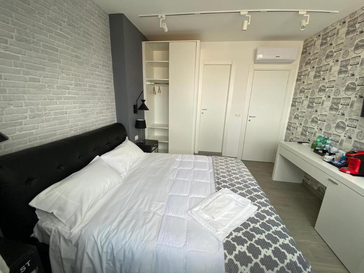 2B Fifteen Floor Suite Napoli Экстерьер фото